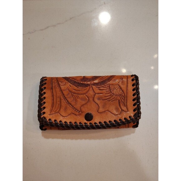 Vintage Hand Tooled Tan Leather Key Case Holder Laced Edges Snaps - Picture 1 of 11